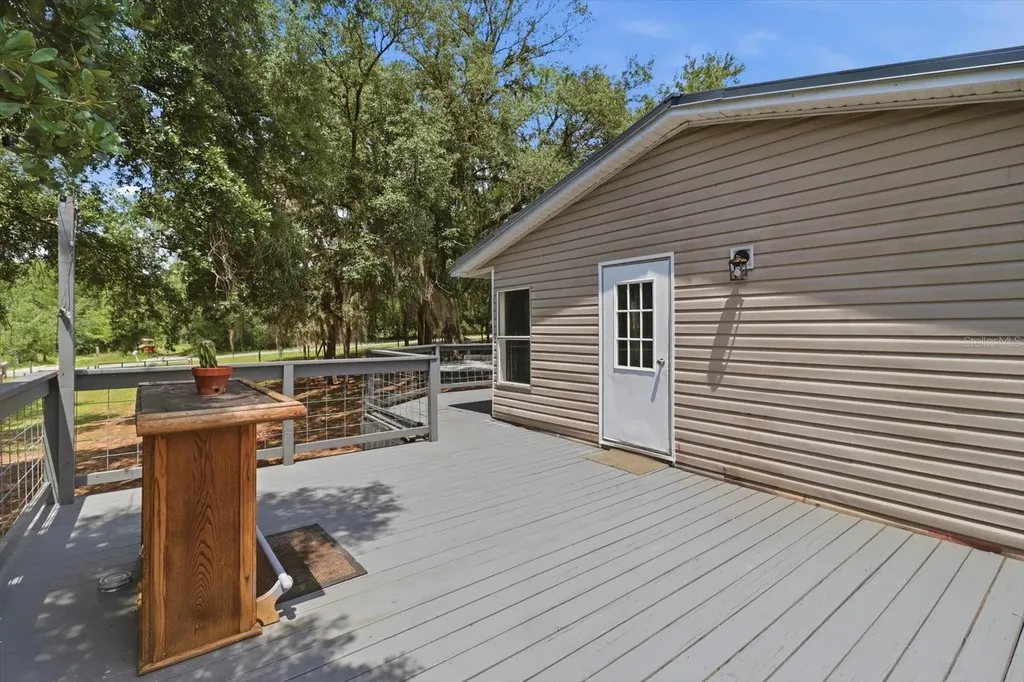 10253 S Arabian Avenue Floral City FL 34436
