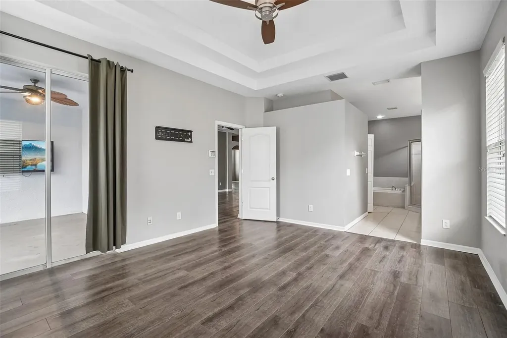 6111 Gannetside Place Lithia FL 33547