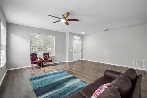 6111 Gannetside Place Lithia FL 33547