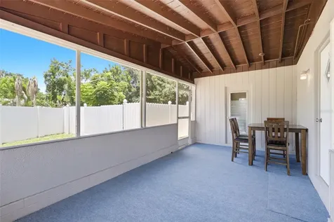 511 Oxford Court Orlando FL 32803