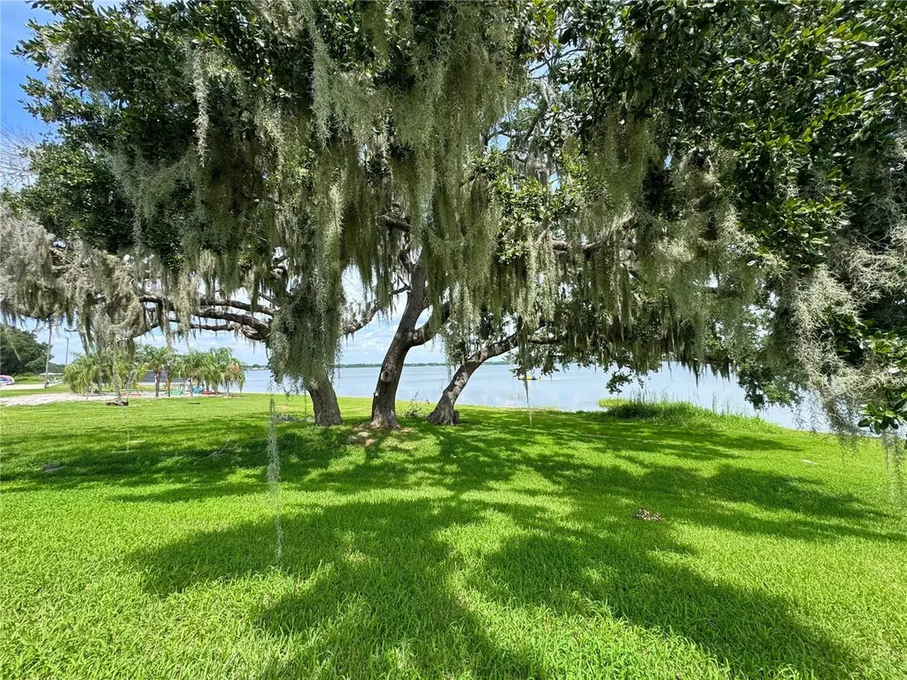 2726 Rochelle Drive Winter Haven FL 33881