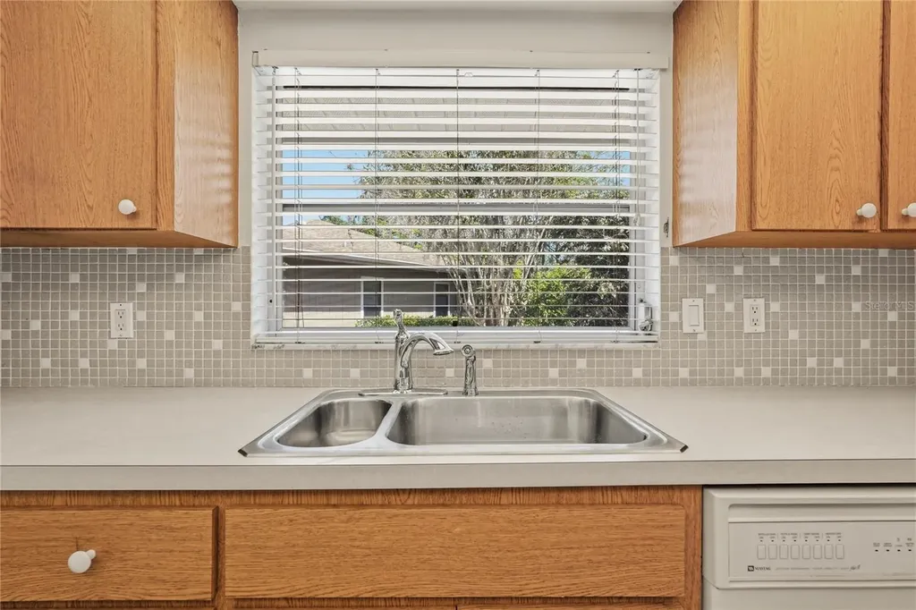 505 Bamboo Court Tarpon Springs FL 34689