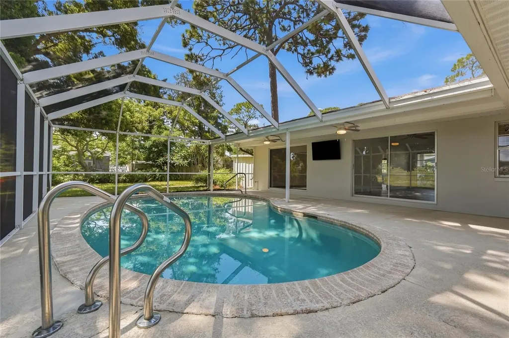 505 Bamboo Court Tarpon Springs FL 34689