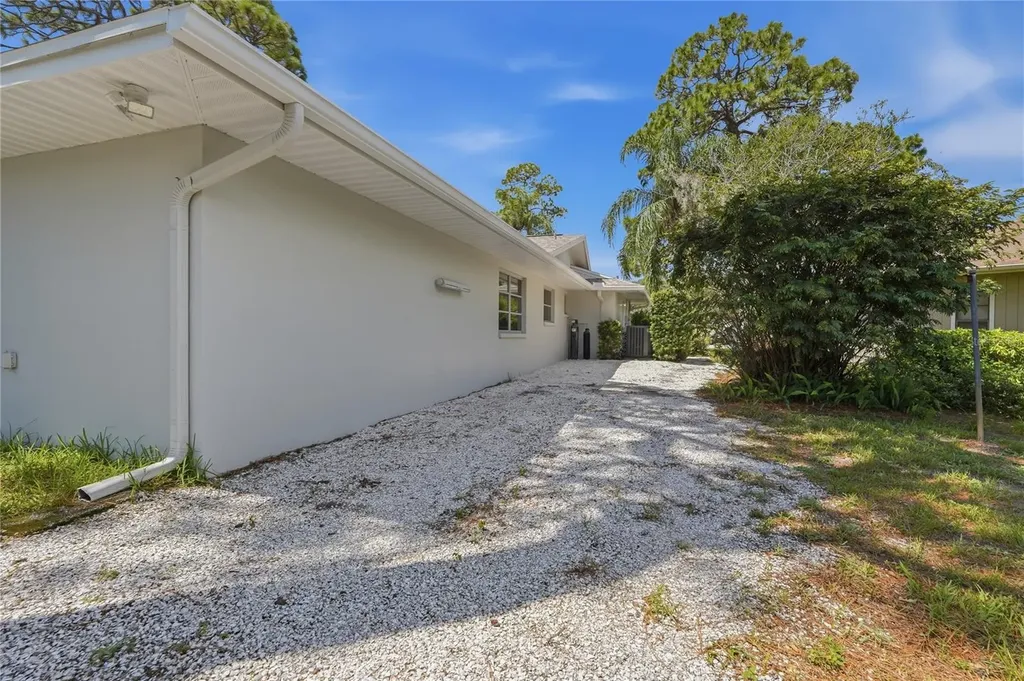 505 Bamboo Court Tarpon Springs FL 34689