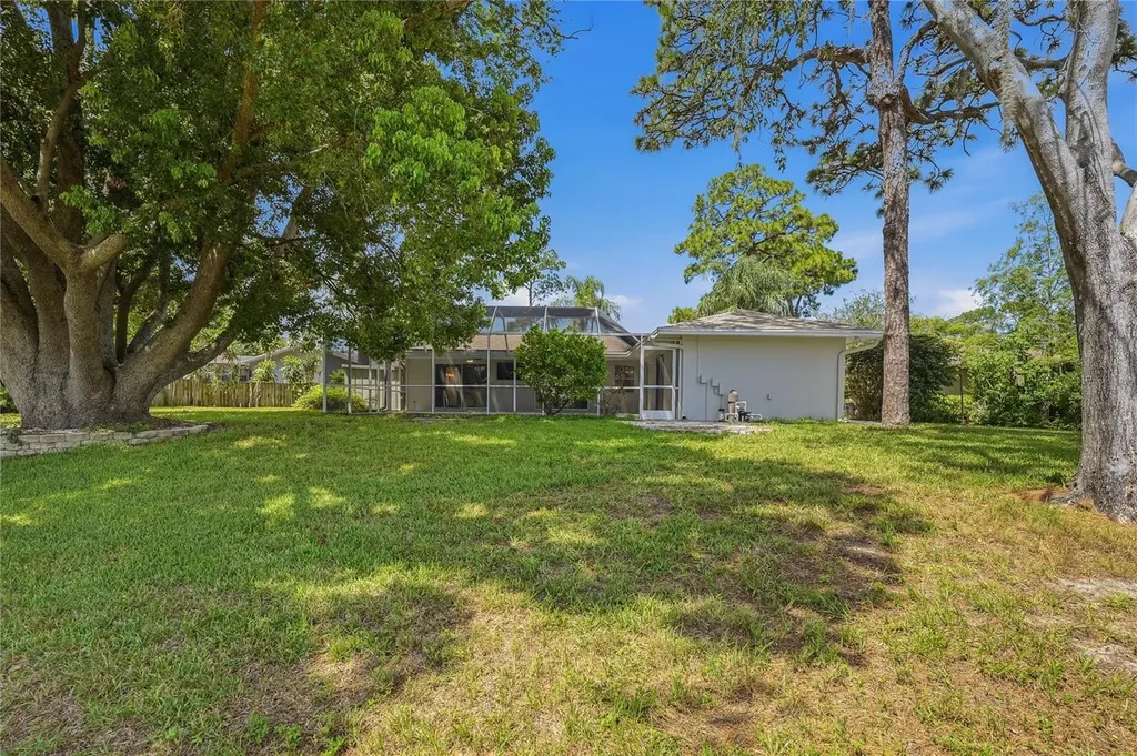505 Bamboo Court Tarpon Springs FL 34689