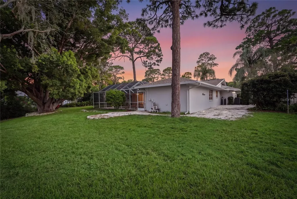 505 Bamboo Court Tarpon Springs FL 34689