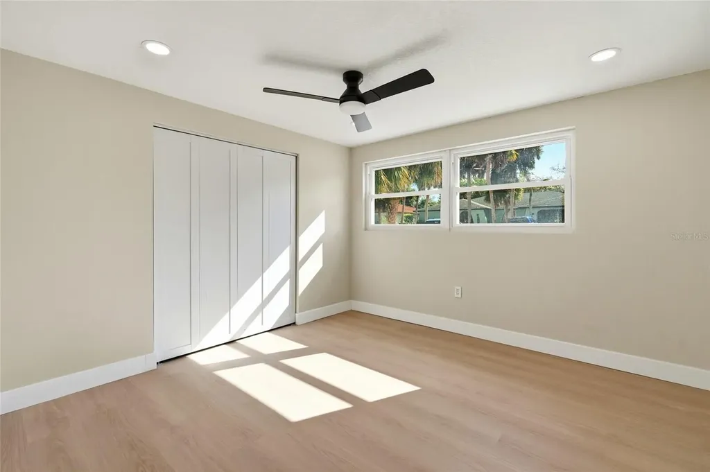 782 Birdsong Lane Sarasota FL 34242