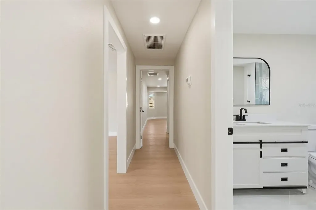 782 Birdsong Lane Sarasota FL 34242