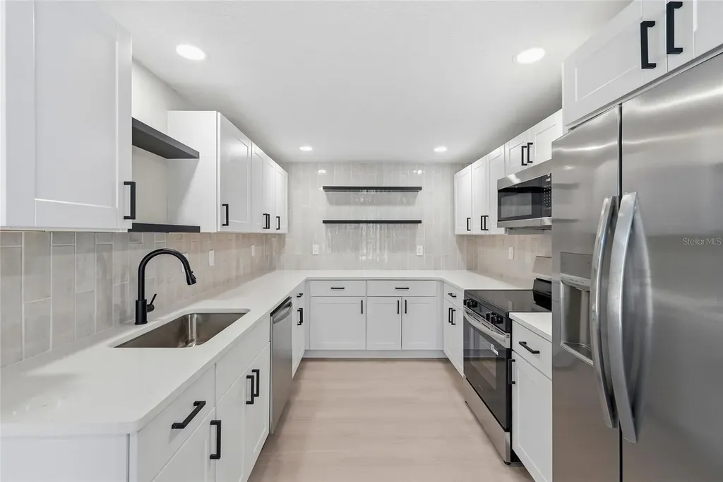 782 Birdsong Lane Sarasota FL 34242
