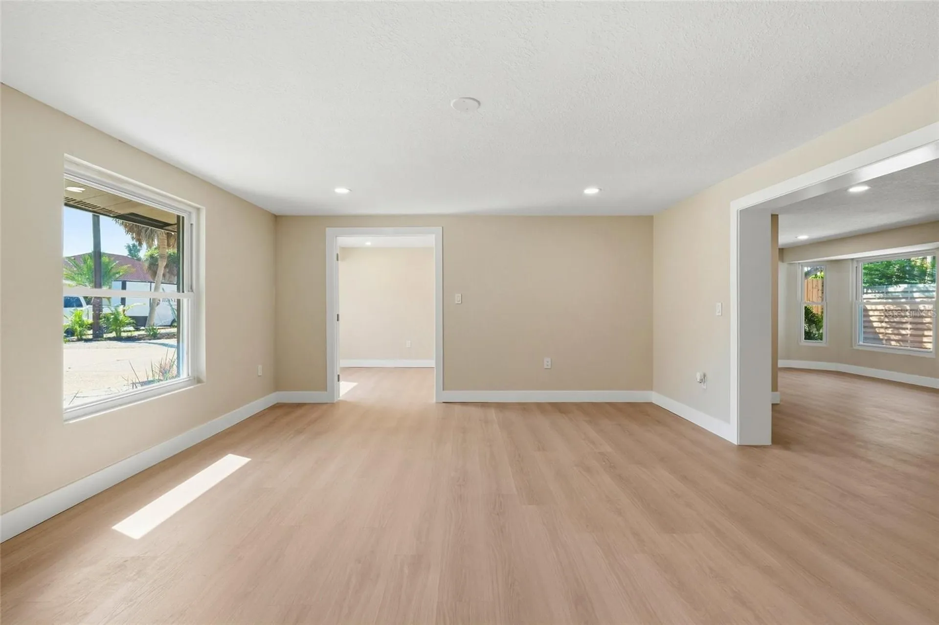 782 Birdsong Lane Sarasota FL 34242
