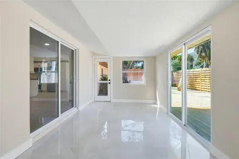 782 Birdsong Lane Sarasota FL 34242