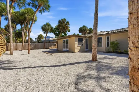 782 Birdsong Lane Sarasota FL 34242