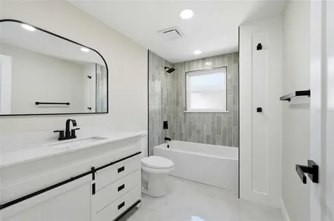 782 Birdsong Lane Sarasota FL 34242