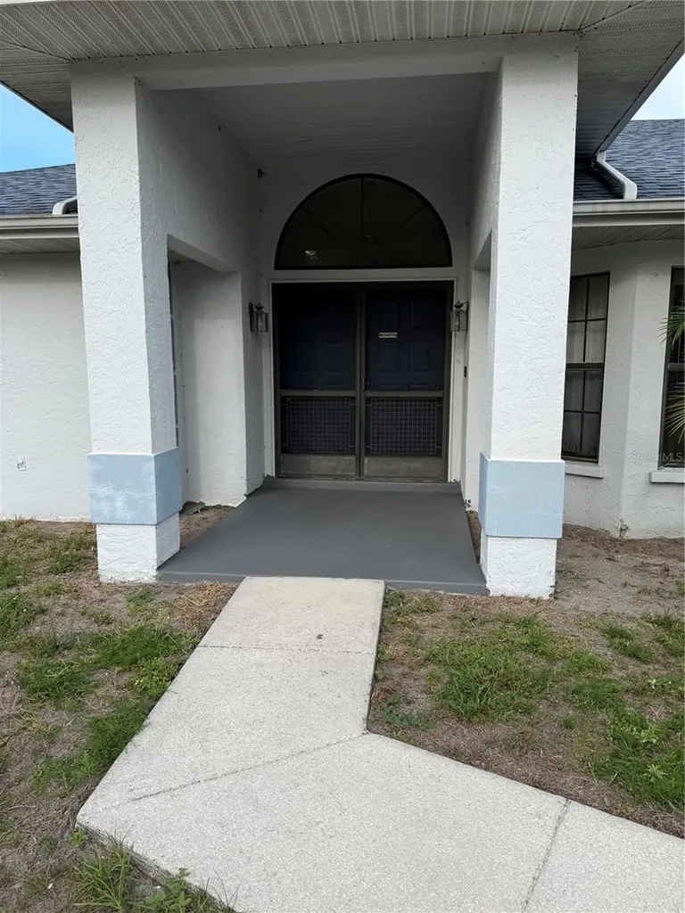 4675 32nd Court E Bradenton FL 34203