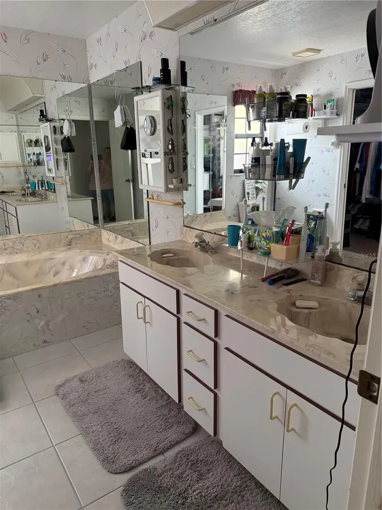 4675 32nd Court E Bradenton FL 34203