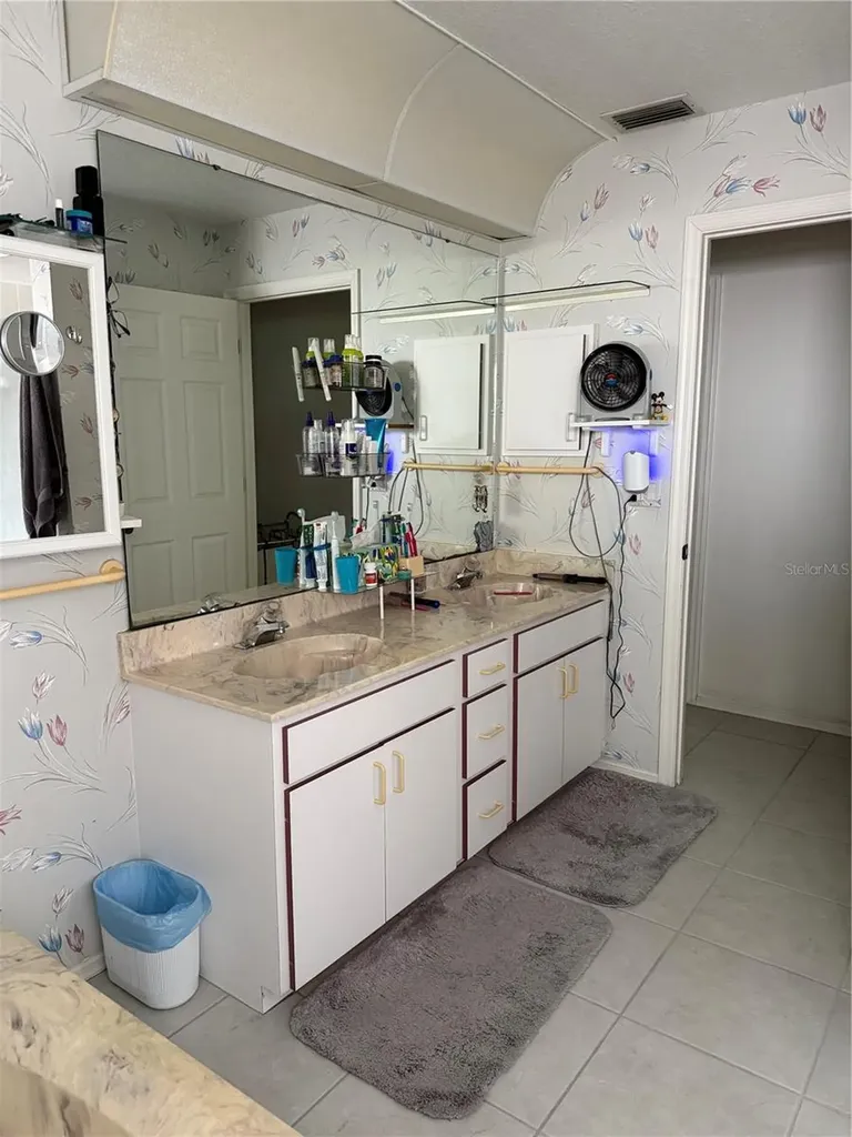 4675 32nd Court E Bradenton FL 34203