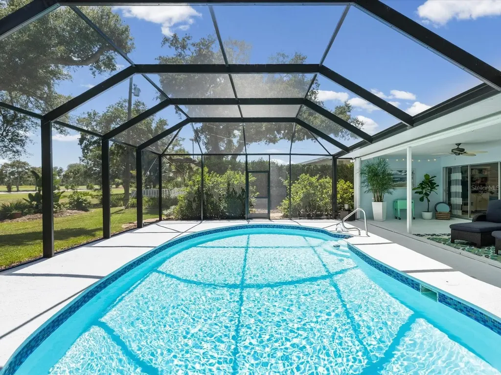 2285 Watrous Drive Dunedin FL 34698