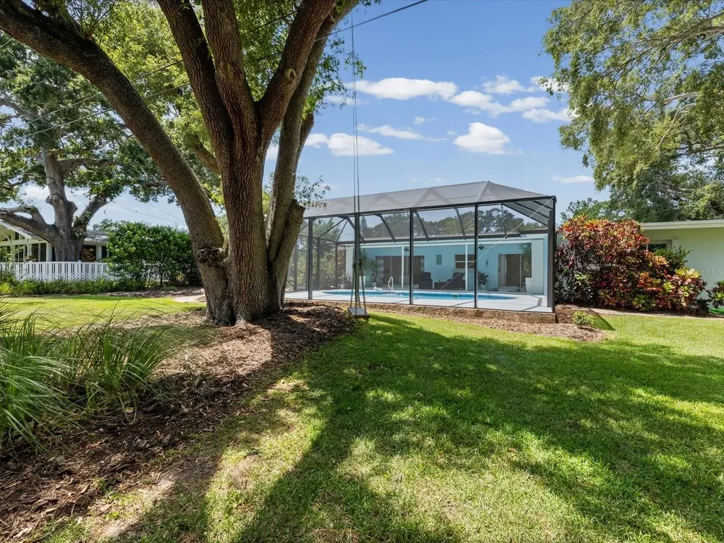 2285 Watrous Drive Dunedin FL 34698