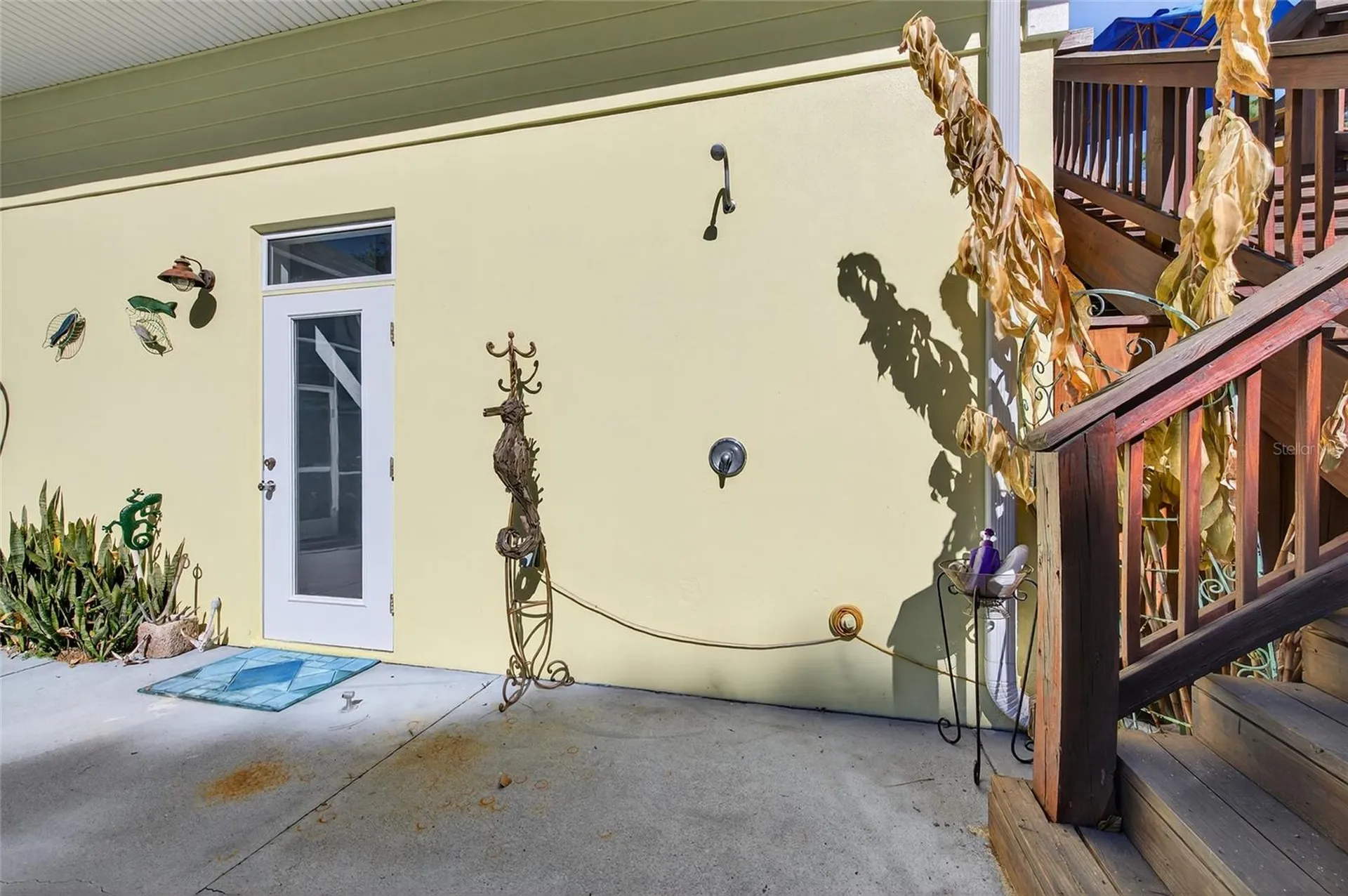 615 Art Center Avenue New Smyrna Beach FL 32168