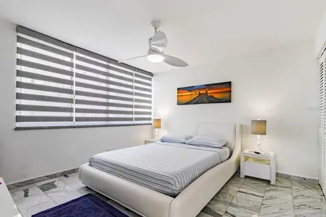 7185 Cond. Mar De Isla Verde Carolina PR 00979