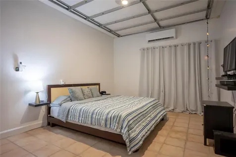 225 Santa Isidra L Calle B Fajardo PR 00738