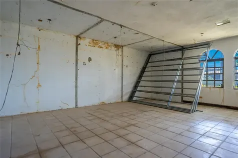 225 Santa Isidra L Calle B Fajardo PR 00738