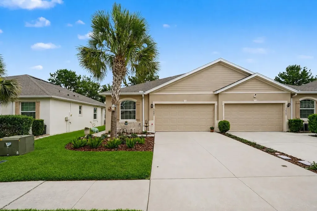 32983 Windelstraw Drive Wesley Chapel FL 33545