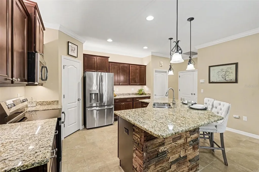 32983 Windelstraw Drive Wesley Chapel FL 33545
