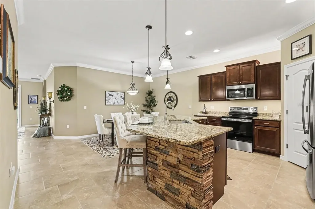 32983 Windelstraw Drive Wesley Chapel FL 33545