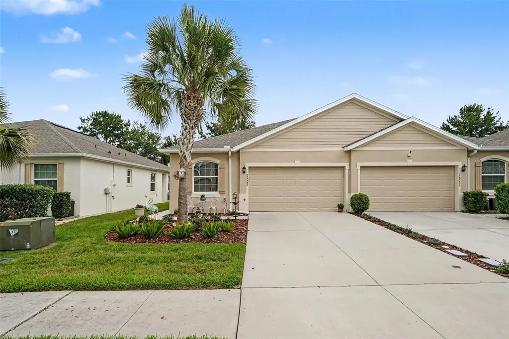 32983 Windelstraw Drive Wesley Chapel FL 33545
