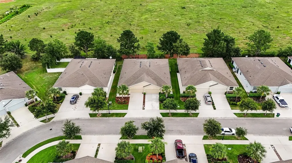 32983 Windelstraw Drive Wesley Chapel FL 33545