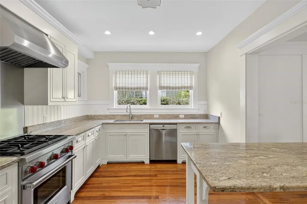 3003 W Harbor View Avenue Tampa FL 33611