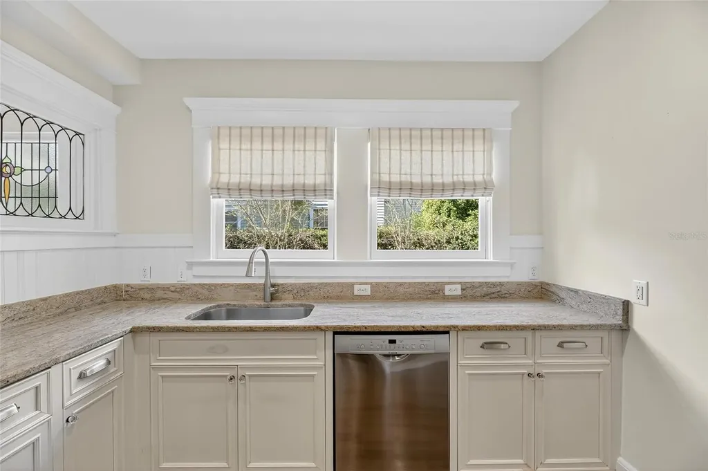 3003 W Harbor View Avenue Tampa FL 33611