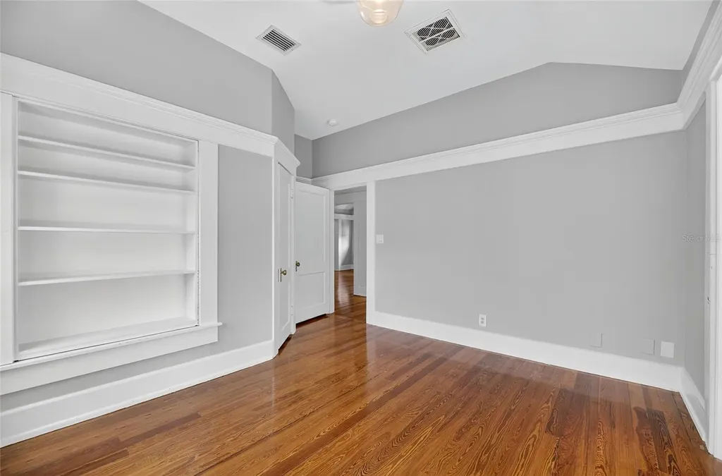 3003 W Harbor View Avenue Tampa FL 33611