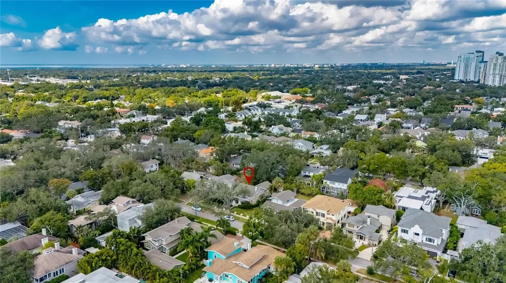 3003 W Harbor View Avenue Tampa FL 33611