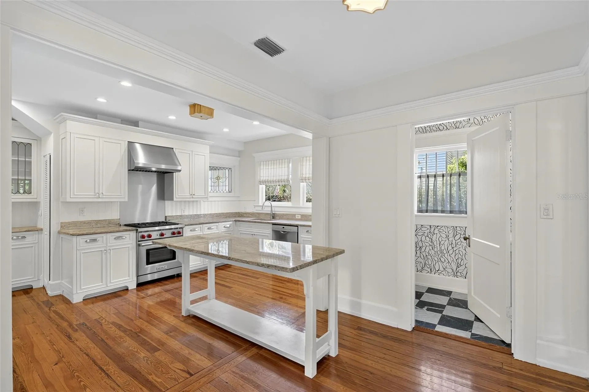 3003 W Harbor View Avenue Tampa FL 33611