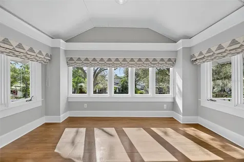 3003 W Harbor View Avenue Tampa FL 33611