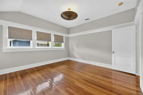 3003 W Harbor View Avenue Tampa FL 33611