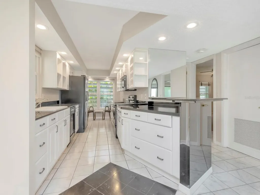7871 Sailboat Key Boulevard S St Petersburg FL 33707