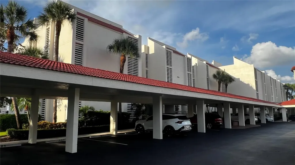 7871 Sailboat Key Boulevard S St Petersburg FL 33707