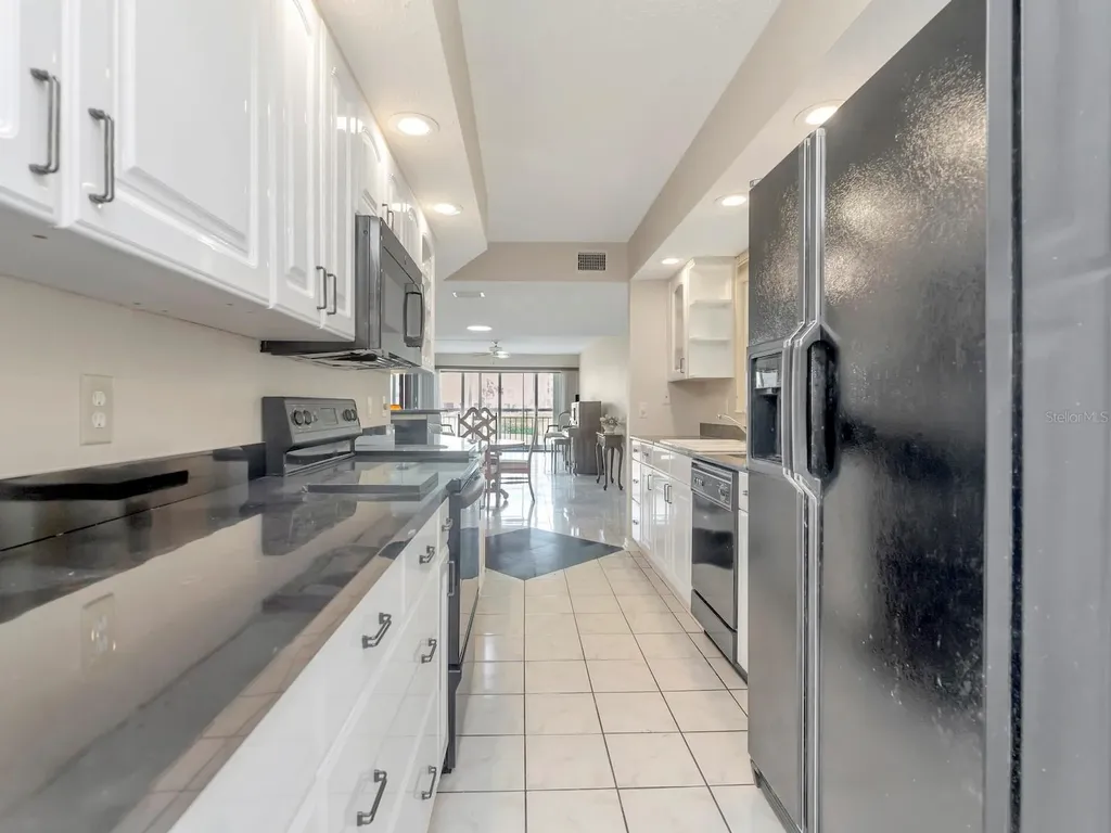 7871 Sailboat Key Boulevard S St Petersburg FL 33707