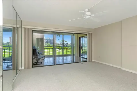 7871 Sailboat Key Boulevard S St Petersburg FL 33707