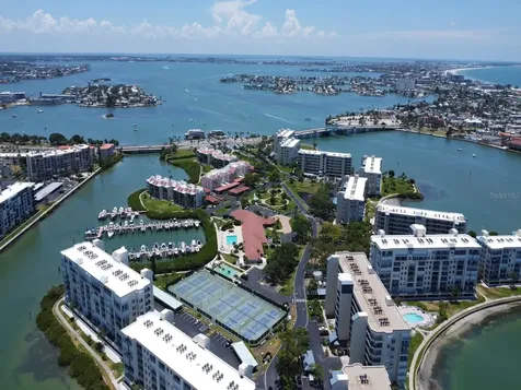 7871 Sailboat Key Boulevard S St Petersburg FL 33707