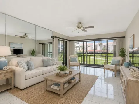 7871 Sailboat Key Boulevard S St Petersburg FL 33707