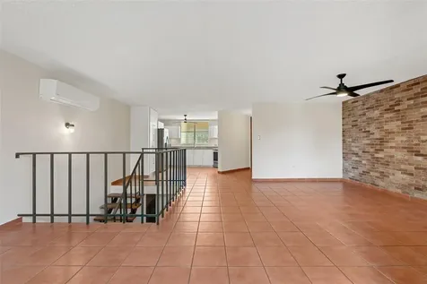 30 Avenida Juan Carlos De Borbón Guaynabo PR 00969