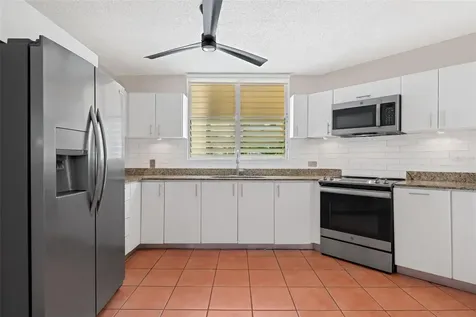 30 Avenida Juan Carlos De Borbón Guaynabo PR 00969