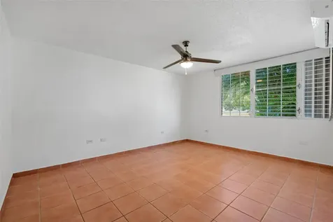30 Avenida Juan Carlos De Borbón Guaynabo PR 00969