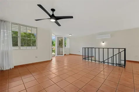 30 Avenida Juan Carlos De Borbón Guaynabo PR 00969