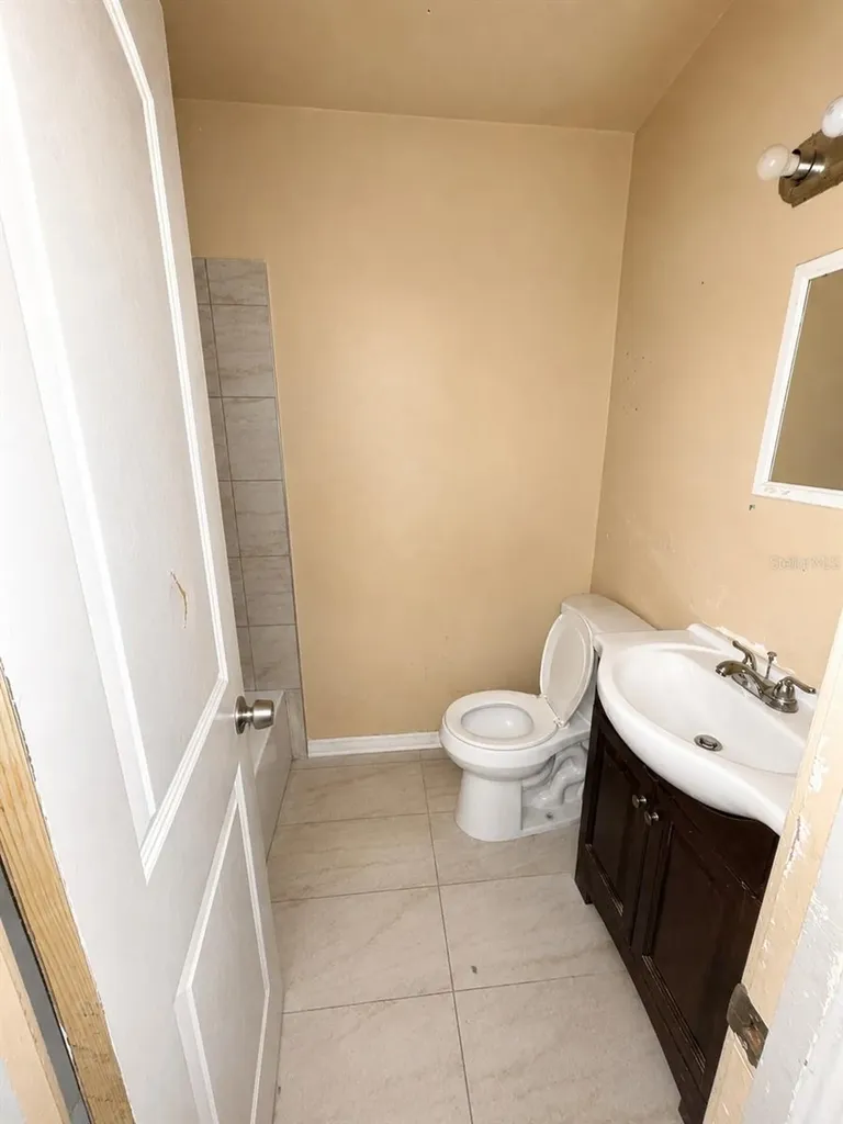 4615 Clarcona Ocoee Road Orlando FL 32810