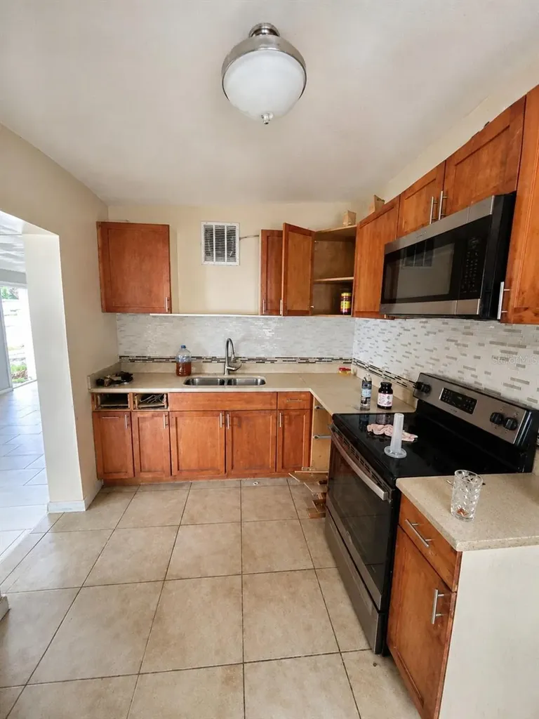 4615 Clarcona Ocoee Road Orlando FL 32810
